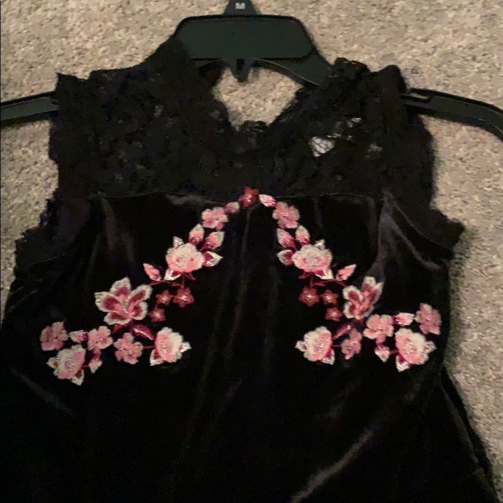 Dress - Picture 4 of 4